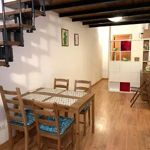 Apartment Casa Trevi, Rom
